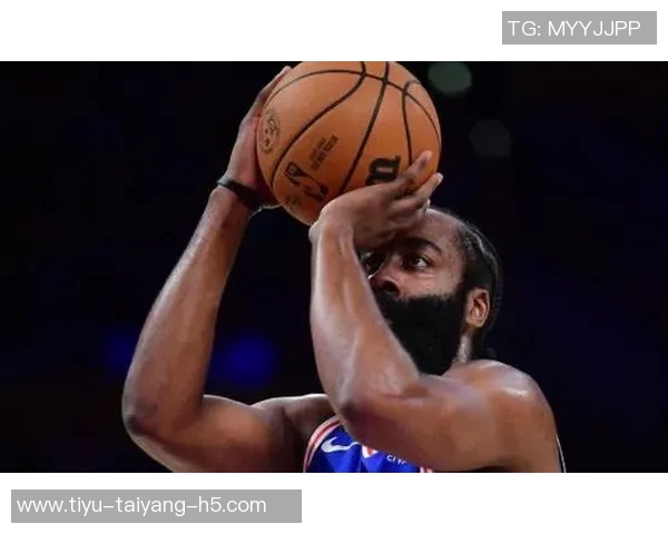 大莫里斯谈组队选择称哈登适配性强韦德则不具备同样能力 大莫里斯谈组队选择称哈登适配性强韦德则不具备同样能力